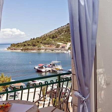 Villa Stana Vinišće Eksteriør billede