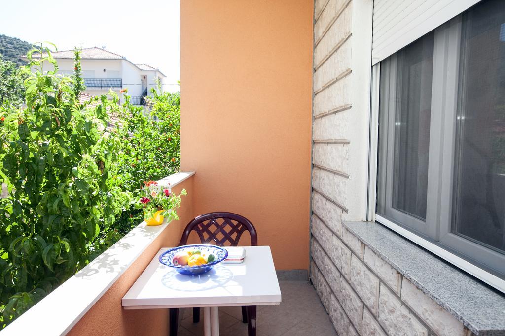 Villa Stana Vinišće Eksteriør billede