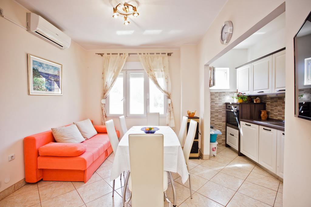 Villa Stana Vinišće Eksteriør billede