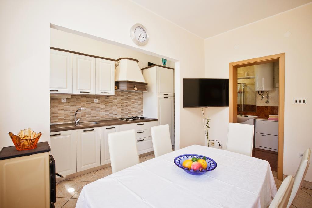 Villa Stana Vinišće Eksteriør billede