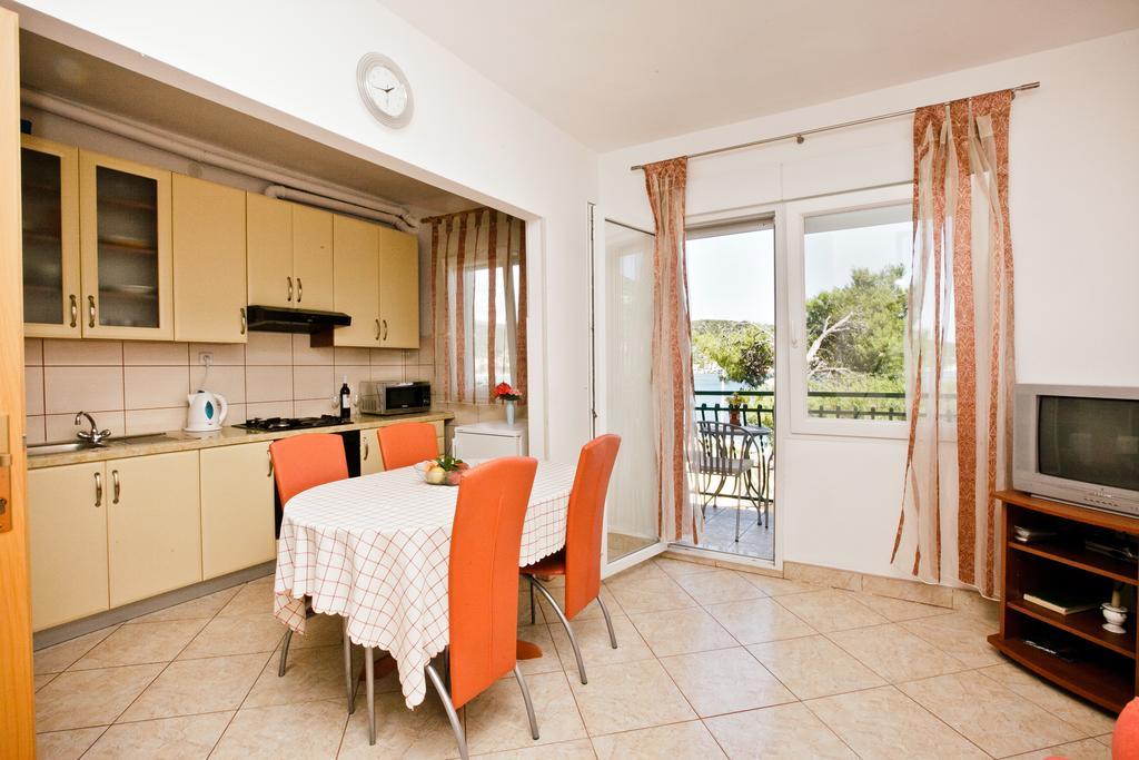 Villa Stana Vinišće Eksteriør billede