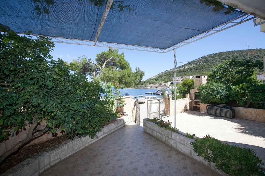 Villa Stana Vinišće Eksteriør billede