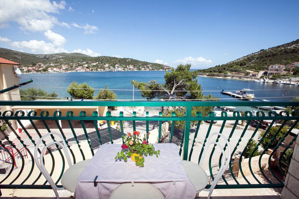 Villa Stana Vinišće Eksteriør billede