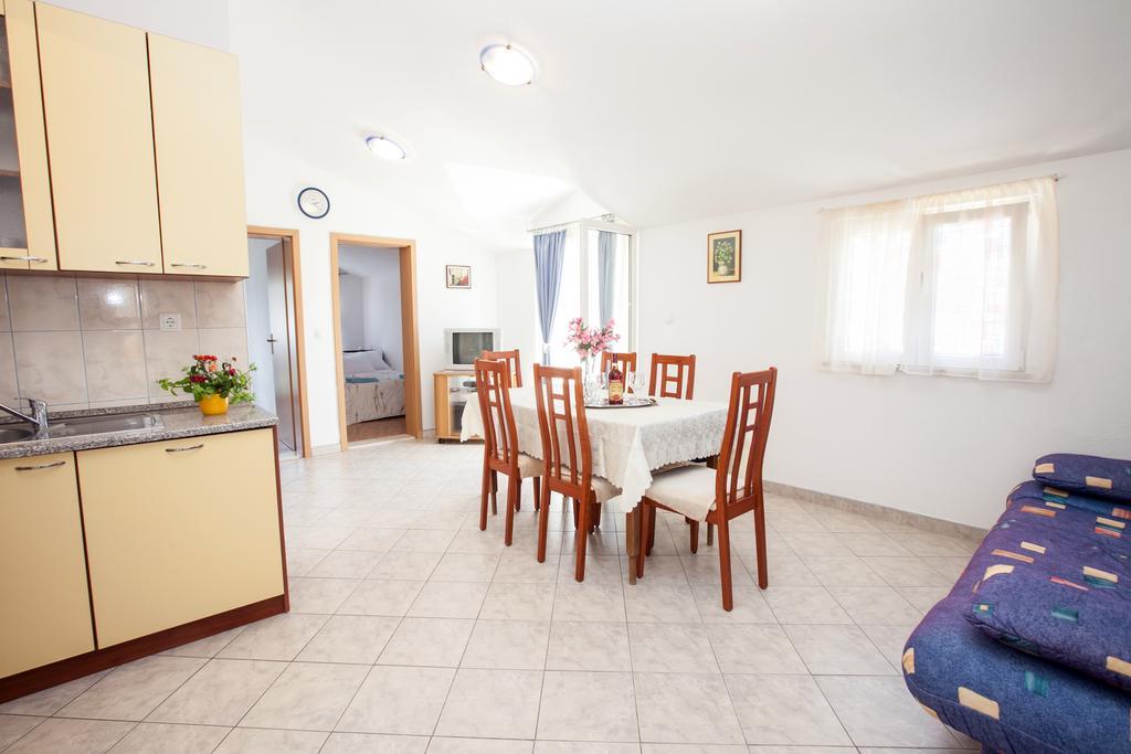 Villa Stana Vinišće Eksteriør billede